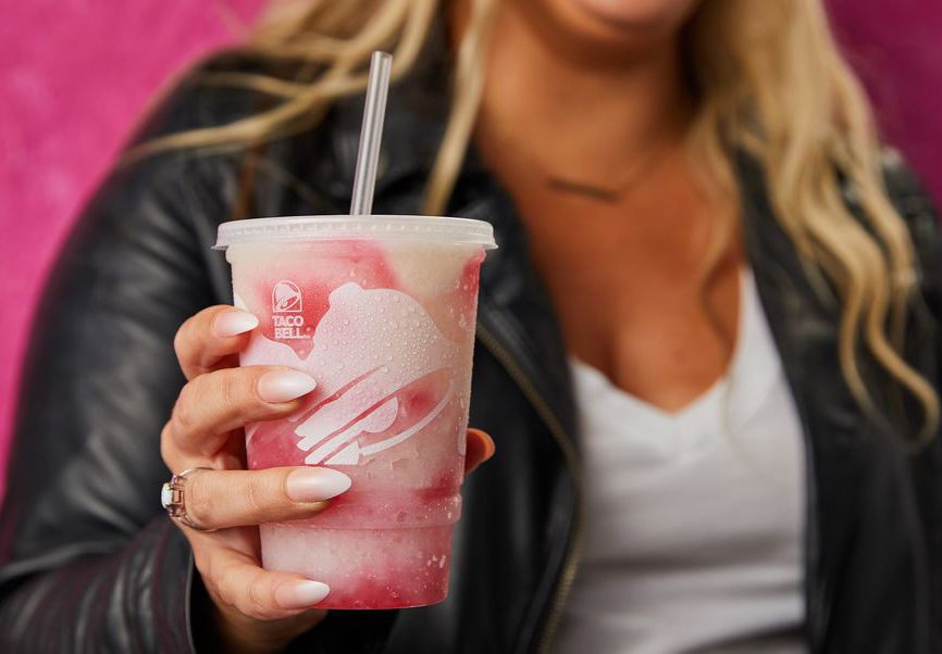 New Sweet and Icy Cold Dragonfruit Freeze Premiers at Taco Bell