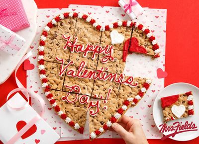One Day Only: Mrs. Fields is Having a 20% Off Flash Friday Cookie Cake Sale on February 5