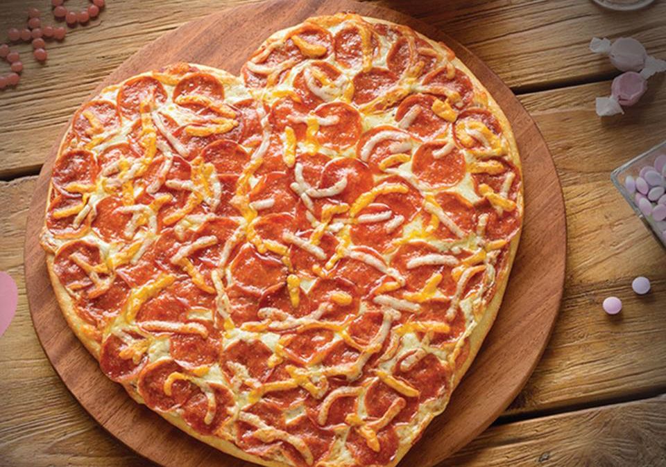Papa Murphy's is Serving Up their Seasonal Heart Baker Pizza this Valentine's Day