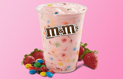 Del Taco Launches the New Strawberry Piñata Shake Featuring M&Ms at Participating Restaurants