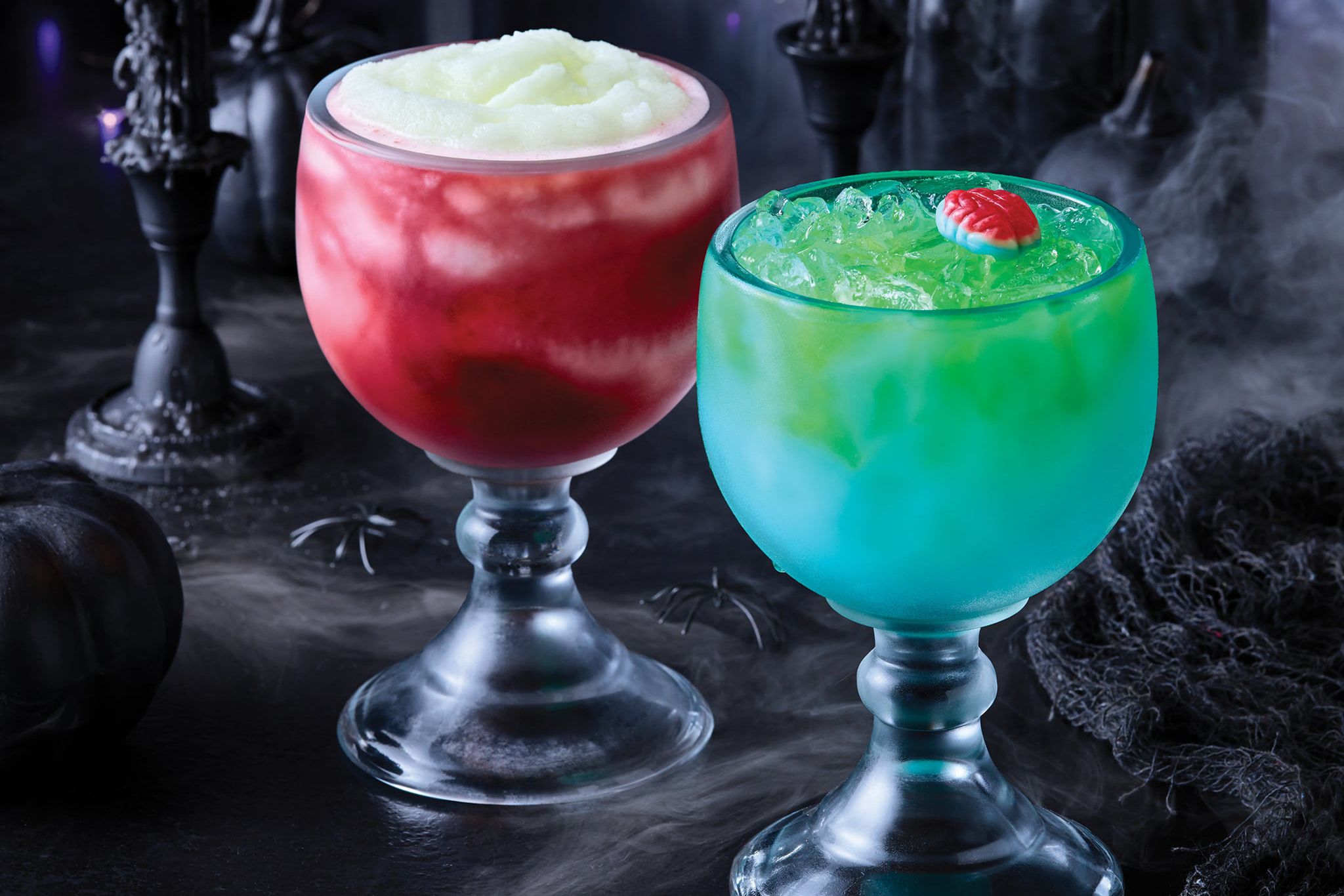 Popular $6 Spooky Sips Return to Applebee’s Just in Time for Spooky Season