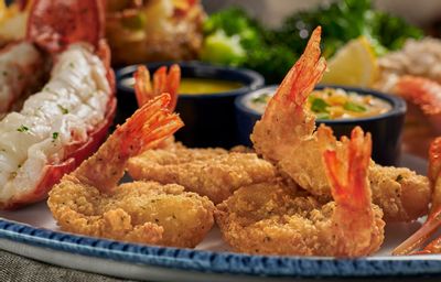 Red Lobster Unveils their Brand New Cheddar Bay Shrimp