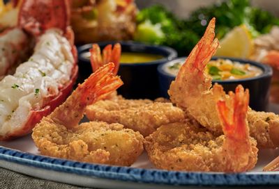 Red Lobster Unveils their Brand New Cheddar Bay Shrimp