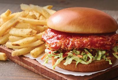 The New Sweet & Spicy Crispy Chicken Sandwich Arrives at Applebee’s