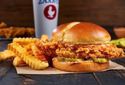 Get Free Delivery with In-app or Online Orders Over $35 at Zaxby’s Through to January 31: A Rewards Member Exclusive