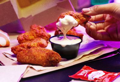 Crispy Chicken Wings with a Spicy Ranch Sauce are Back at Taco Bell Crispy Chicken Wings with a Spicy Ranch Sauce are Back at Taco Bell