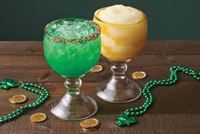 Applebee’s $6 Saintly Sips are Being Served Up Again this St. Patrick’s Day