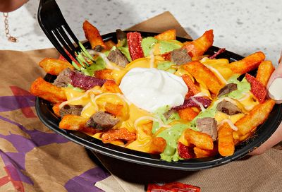 Taco Bell Serves Up their Returning Chile Verde and Steak Chile Verde Fries